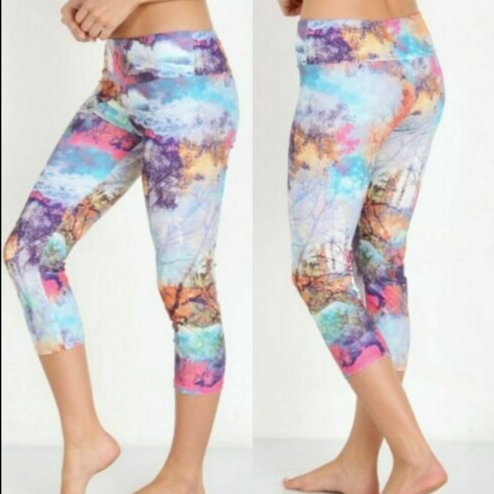 ✨5/$25✨ Onzie Anthropologie nature rainbow leggings